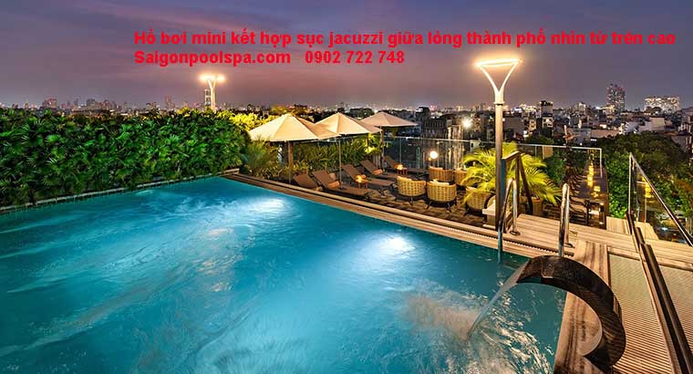 Hồ bơi mini kết hợp sục jacuzzi giữa lòng thành phố nhìn từ trên cao