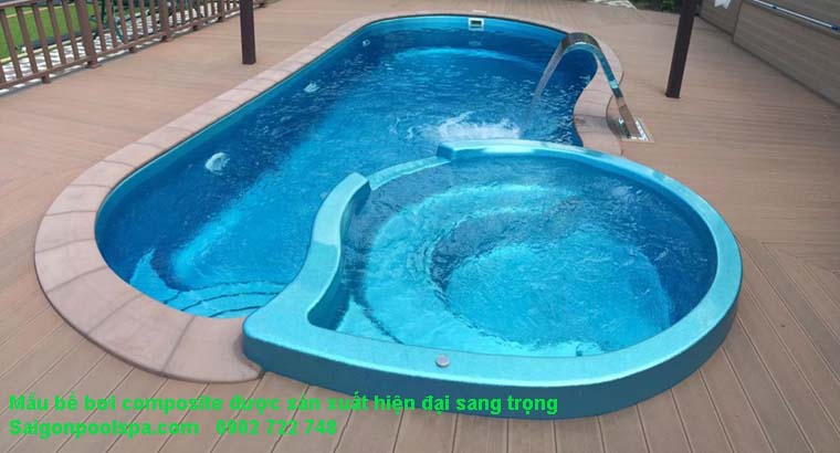 Mẫu bể bơi composite được sản xuất hiện đại sang trọng