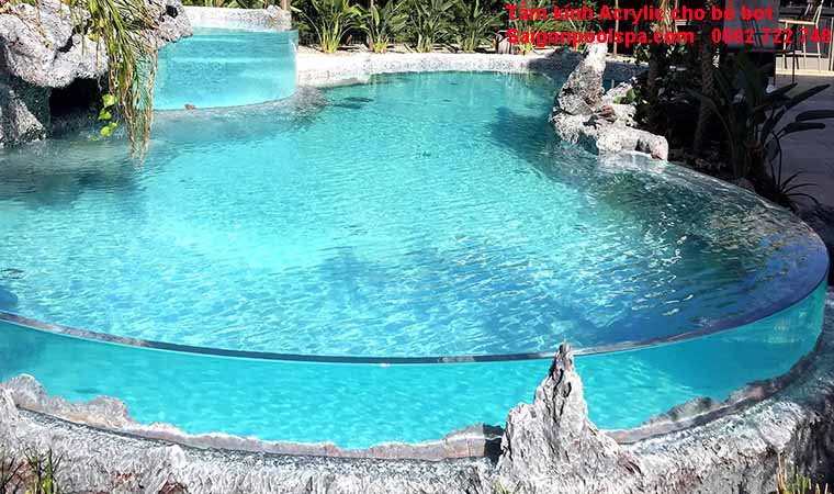 Tấm kính acrylic cho bể bơi
