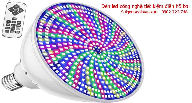 Đèn Led tiết kiệm điện ở bể bơi